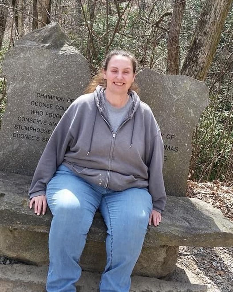 Amanda Elaine Holbrooks Profile Photo