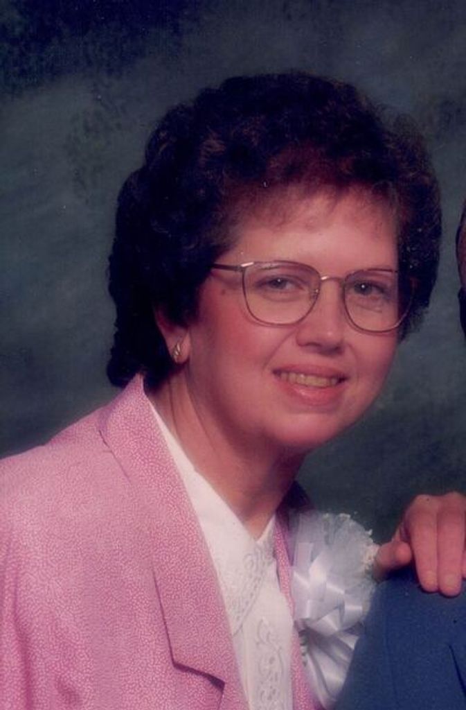 Elaine Dillow Wells Profile Photo