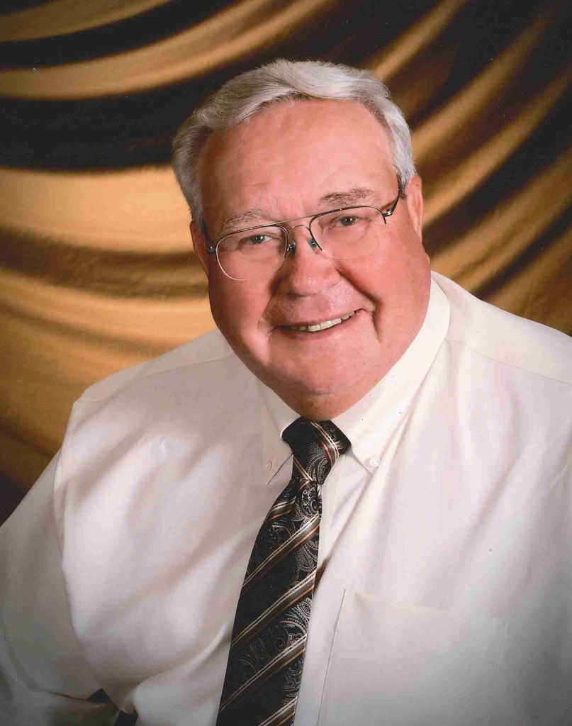Lyle Reuben Scharpen