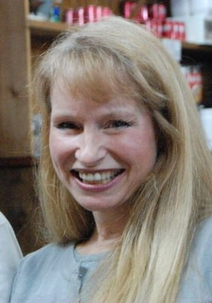 Amy Belinda Collins Lopez Profile Photo