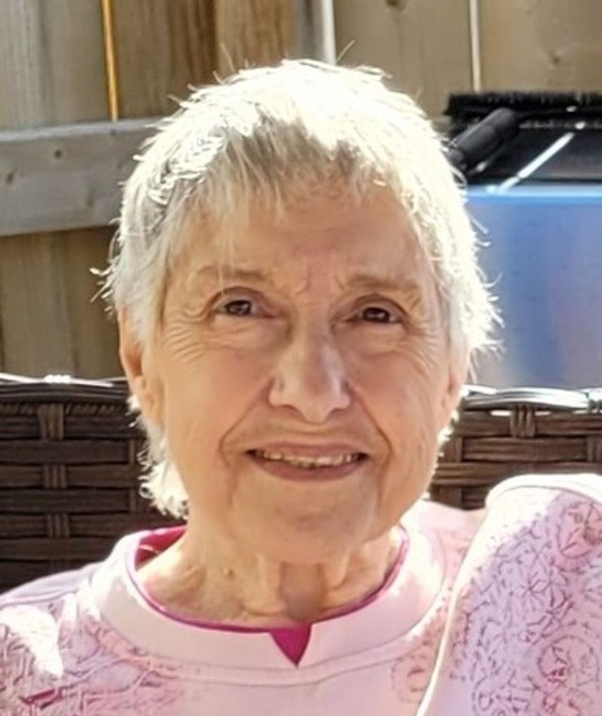 Marie Eve Rose Cote