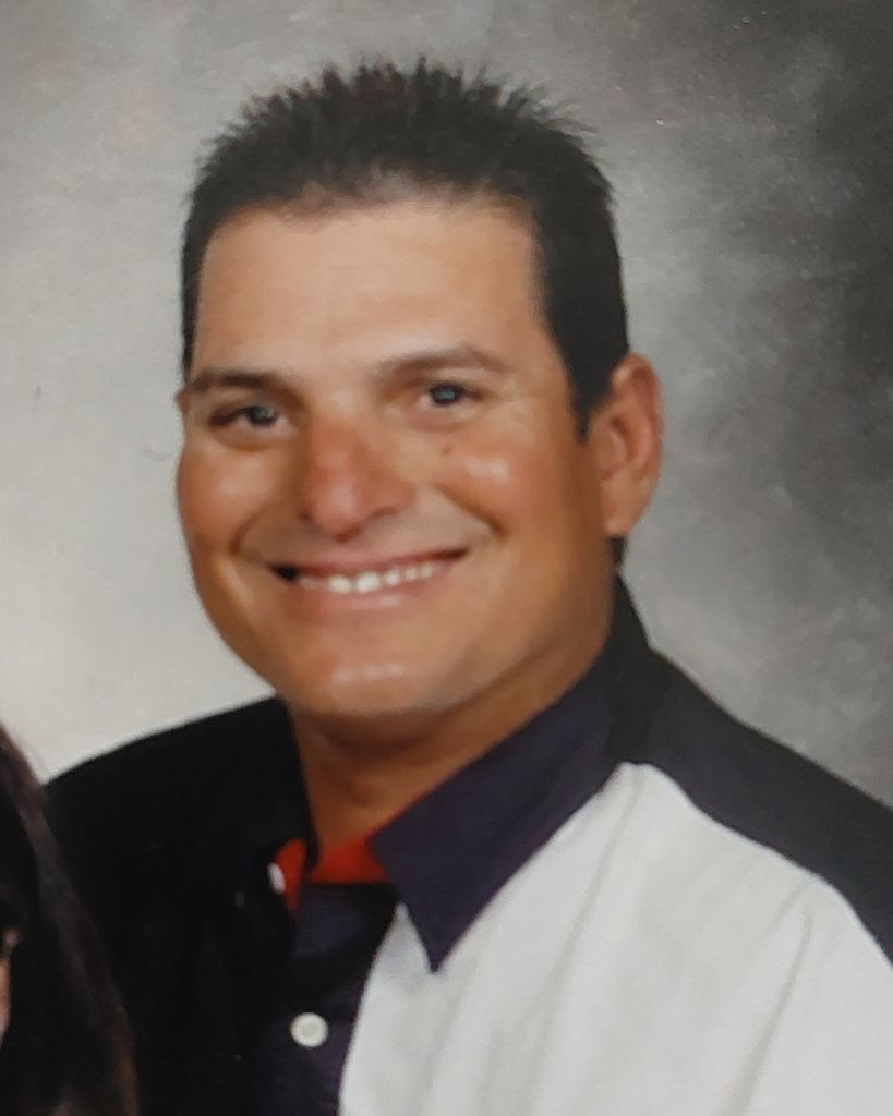 Miguel Corrales Smith