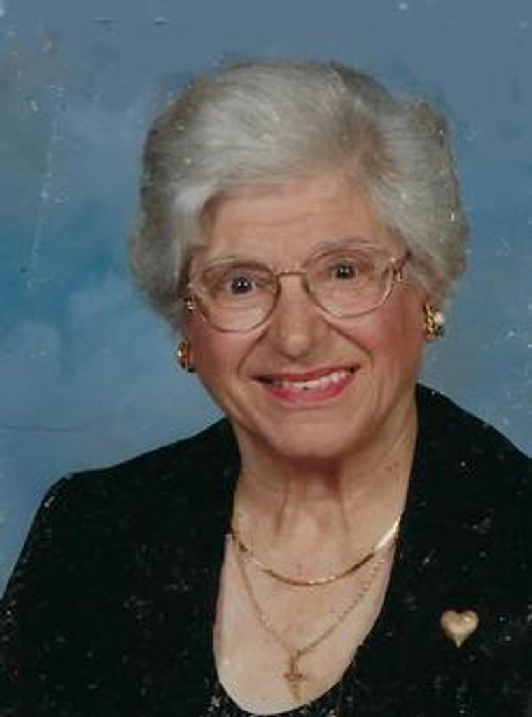Angela Bouvrette Profile Photo