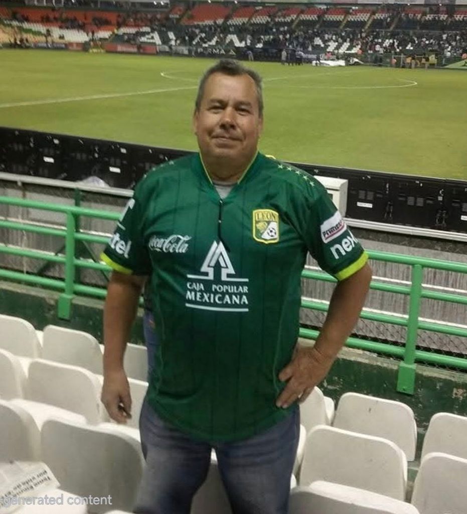 Rene Tavares Urbina Profile Photo