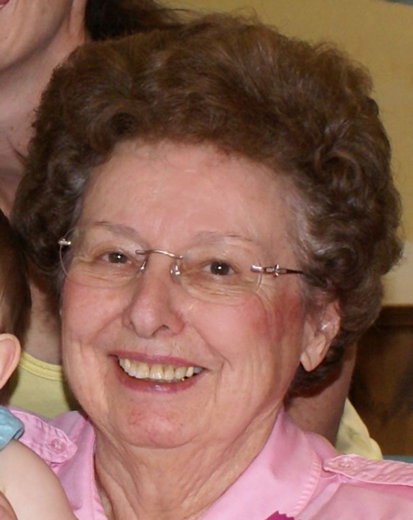 Phyllis Marie Holec