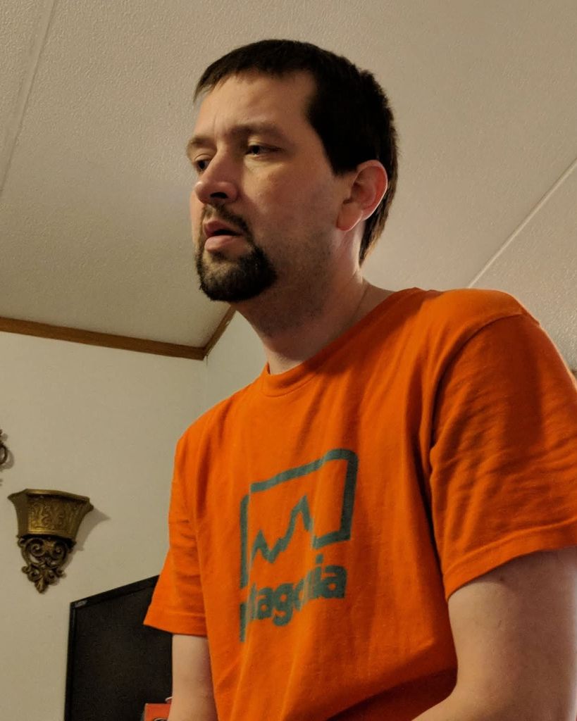 Adam Jared McQueen Profile Photo