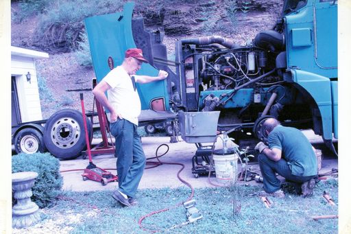 Hobert Morgan photo gallery thumbnail 9 of 43
