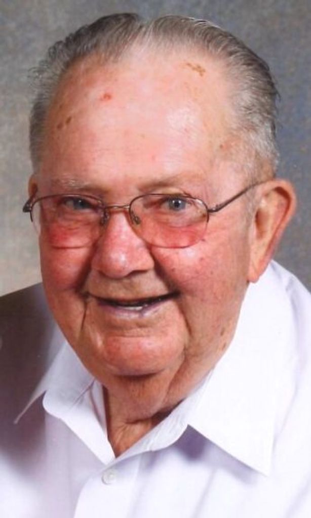 H.L. (Dude) Mills