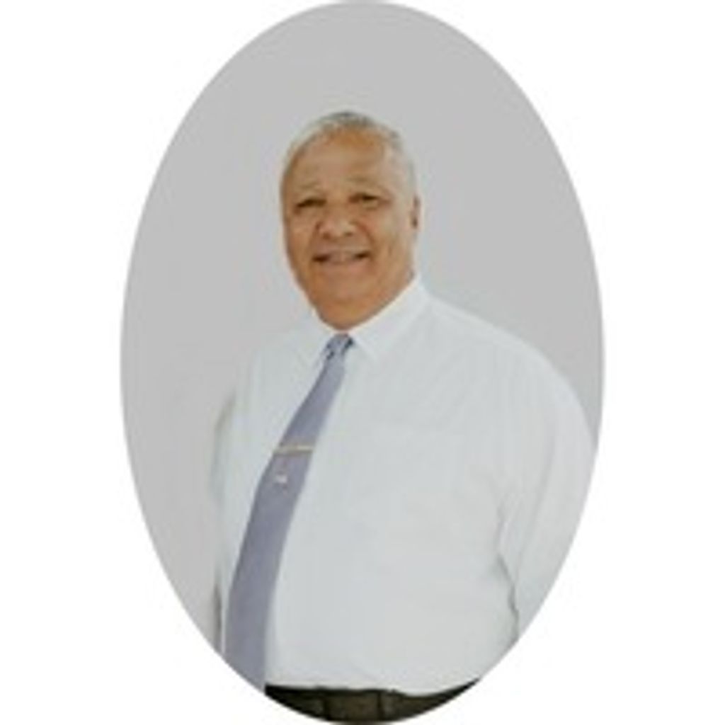 Michael Comell Hutch