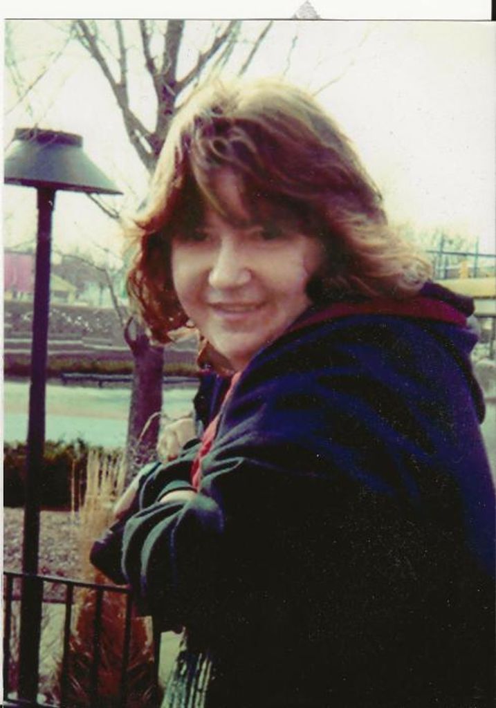 Julia Anne Whybrew Profile Photo