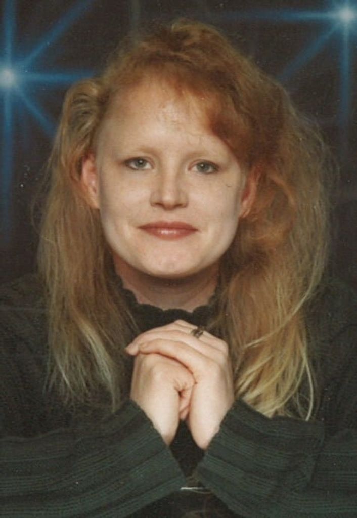 Deanna “Dee” Lynn Hunt-Giles