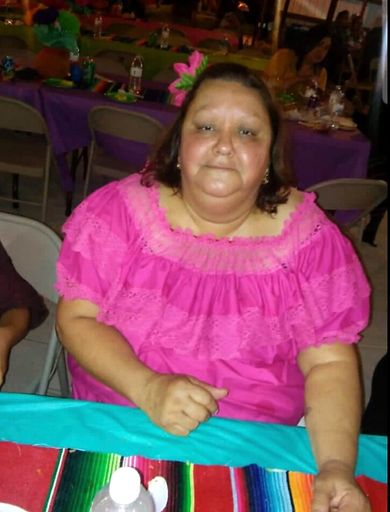 Maria Guadalupe Salinas photo gallery thumbnail 198 of 200