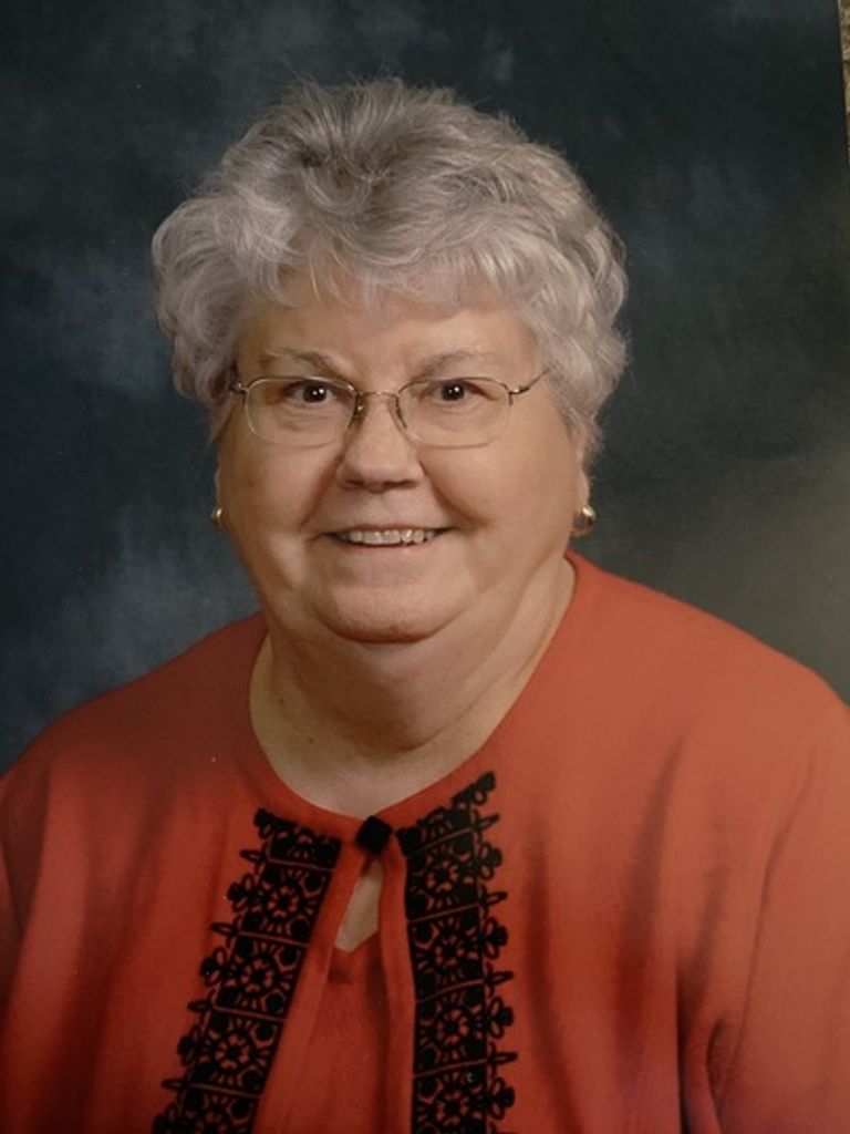 Nell Davidson Milan Profile Photo