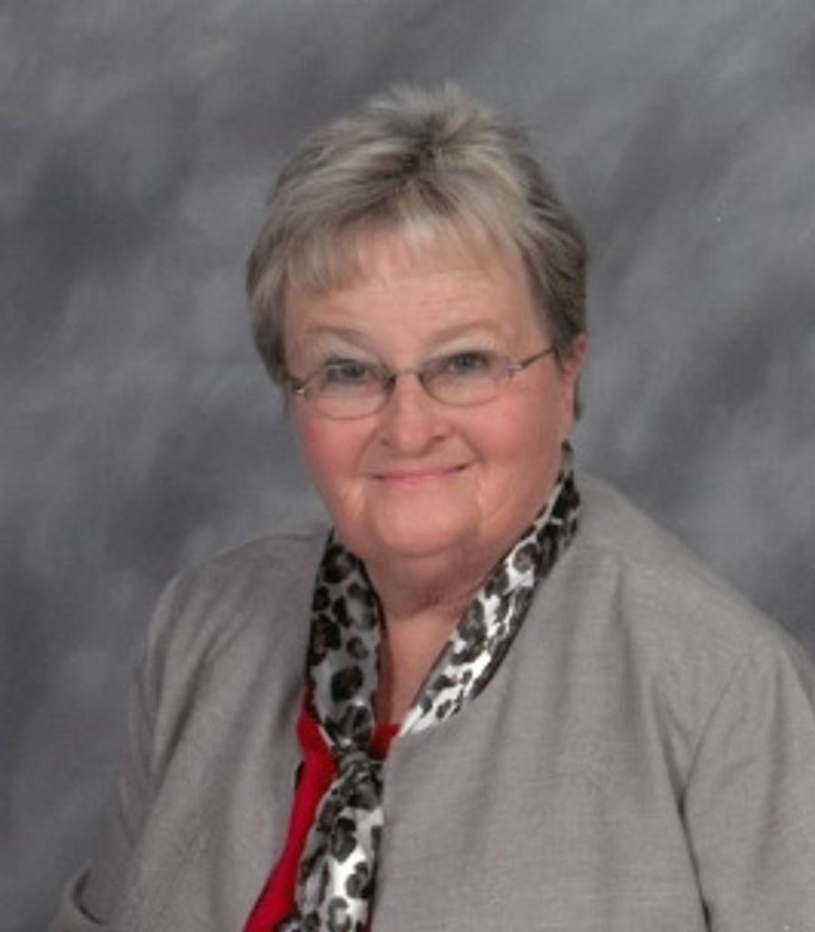Linda Collard Profile Photo