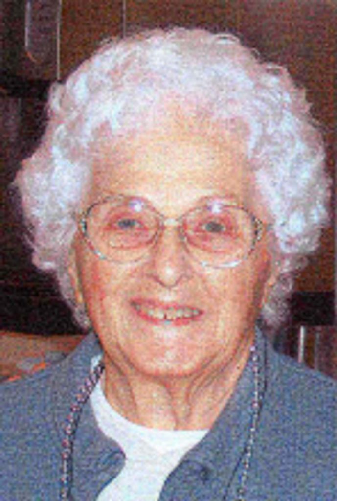 Carolina T. Meneo