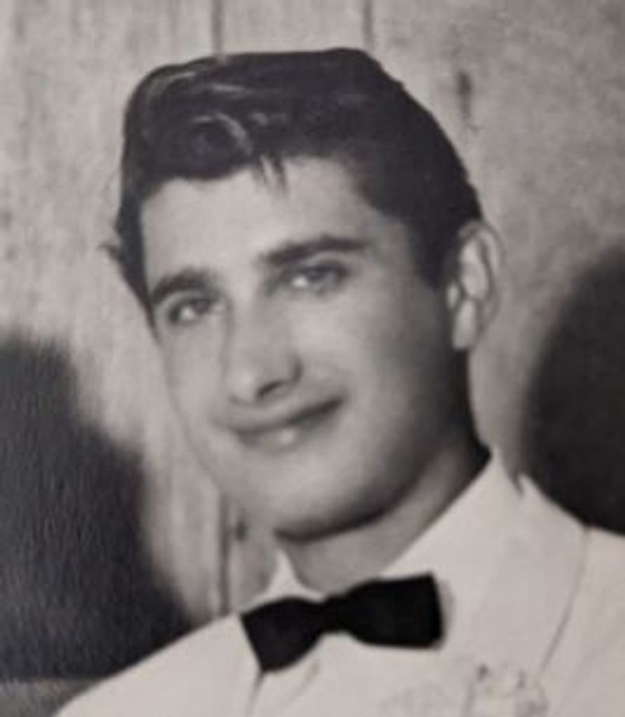 Thomas Aiello Profile Photo