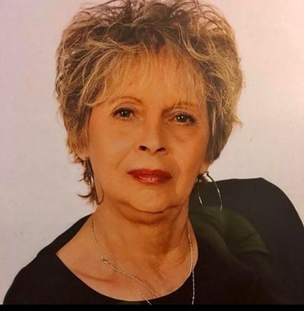 Carolyn Ruth Byrd Profile Photo