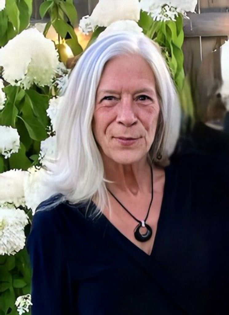 Lynn (Cruickshank)  Katsaros