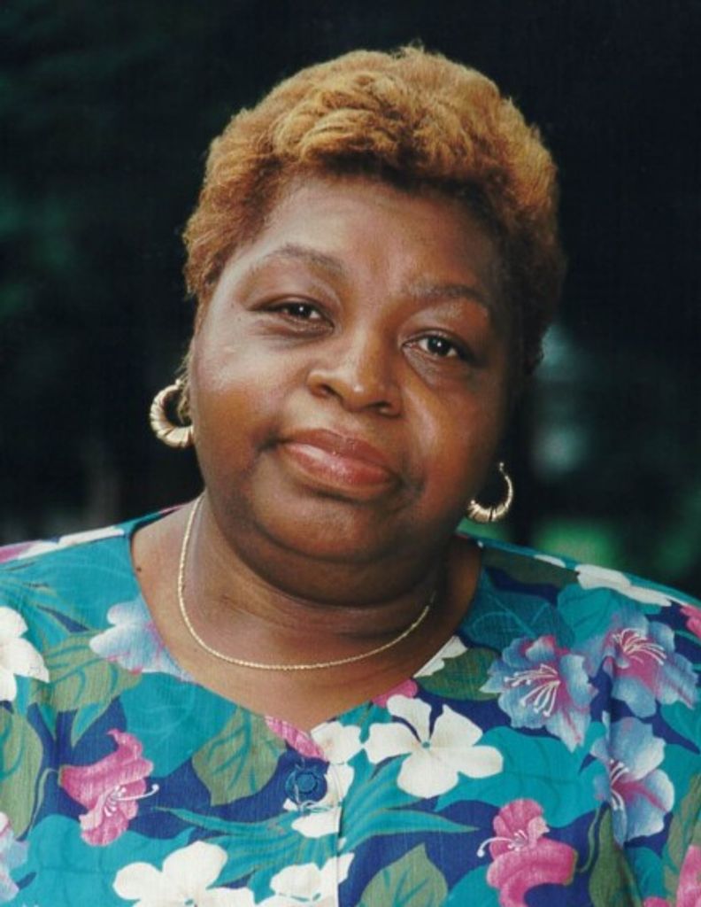 Evelyn Y. Lee Profile Photo