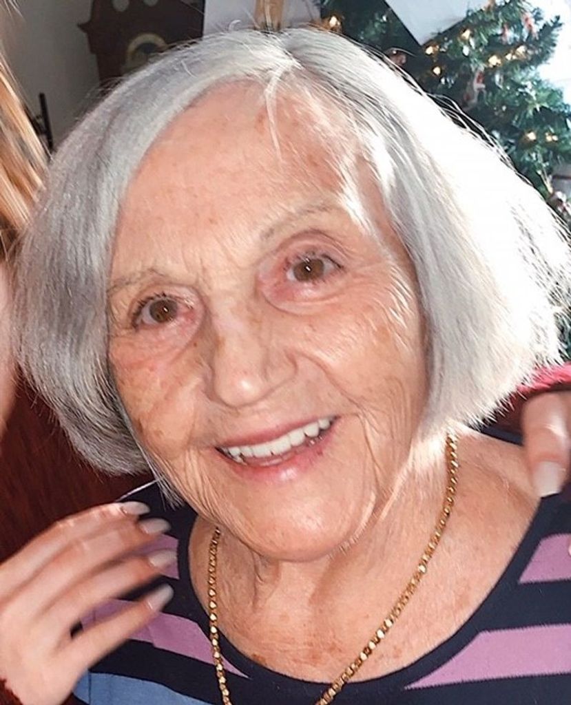 Letizia "Lilly" (Inglese) Maitino Profile Photo
