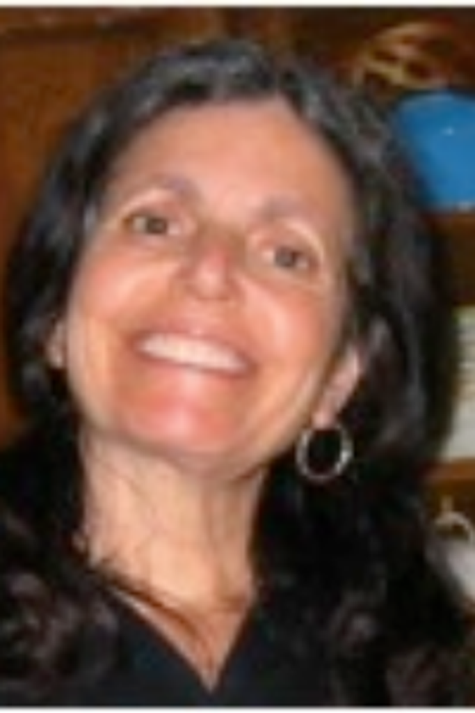 Teresa Bello (Holley) Profile Photo