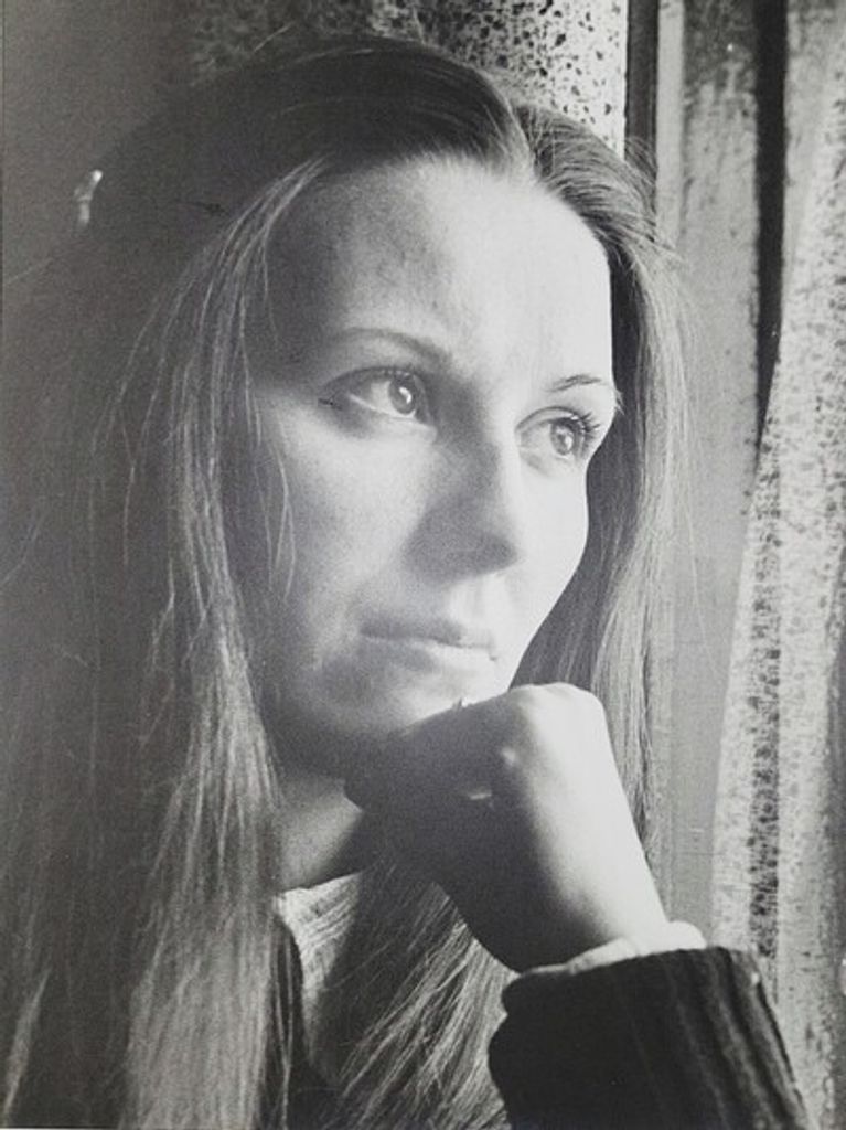 Elaine Davey Profile Photo