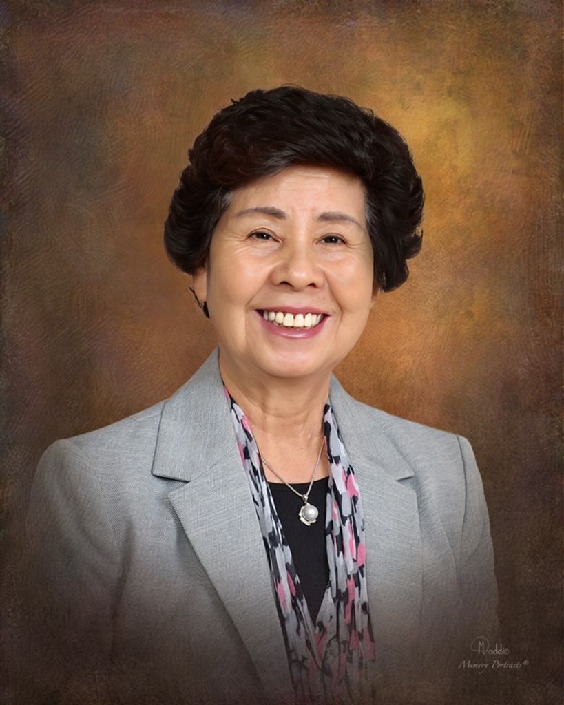 Nam "Sandy" Moore Profile Photo