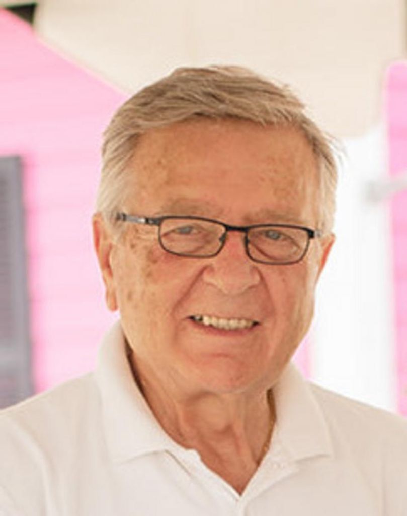 Stephen Atamanchuk Profile Photo