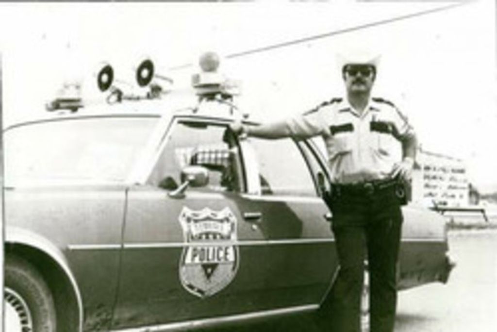 Robert L. "Bob" Creel