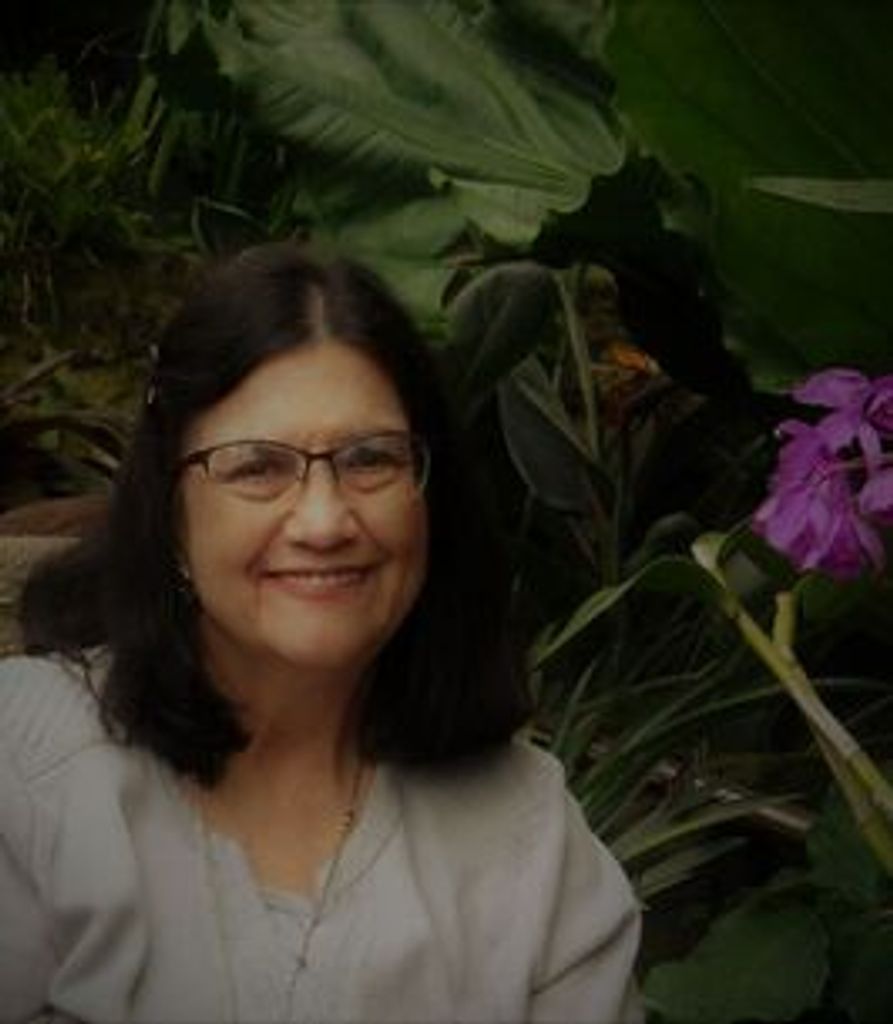 Carole Santiago Profile Photo