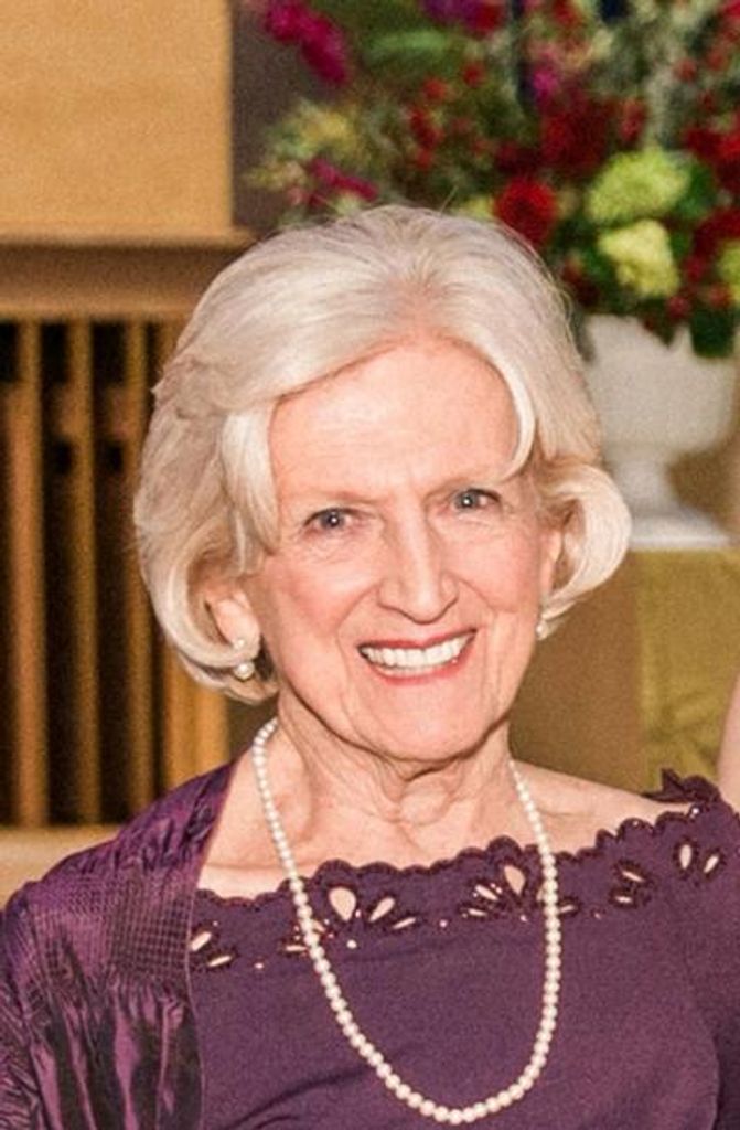 Louise Cooper Underwood Profile Photo