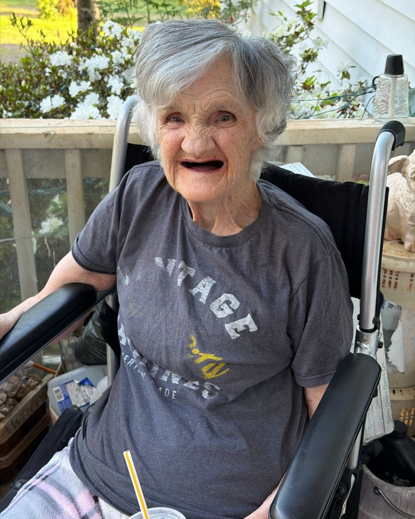 Lillian Rebecca Gray Profile Photo