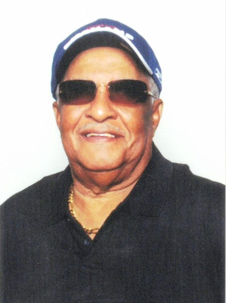 Earthen Thomas "Chuck" Carson Profile Photo