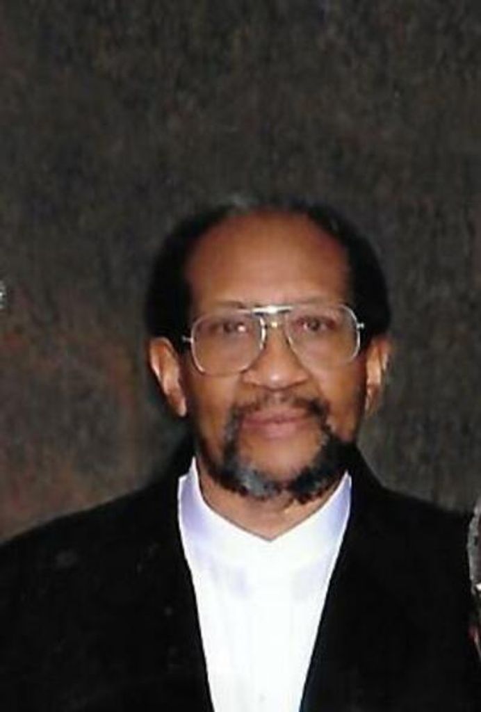 Howard Franklin Edwards Profile Photo