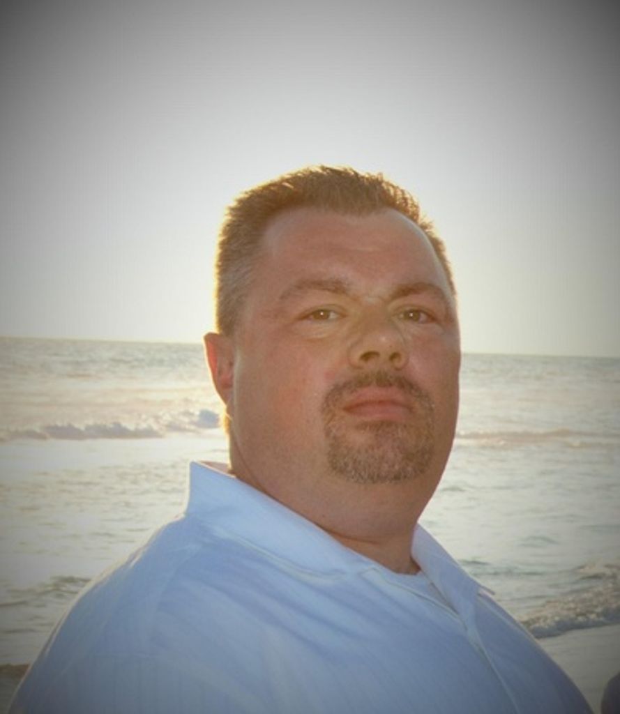 Robert "Rob" Perry Hernandez Profile Photo