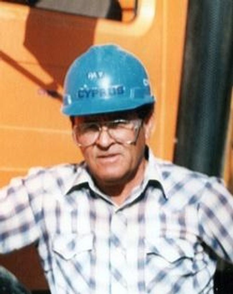 Raymundo Estrada Profile Photo