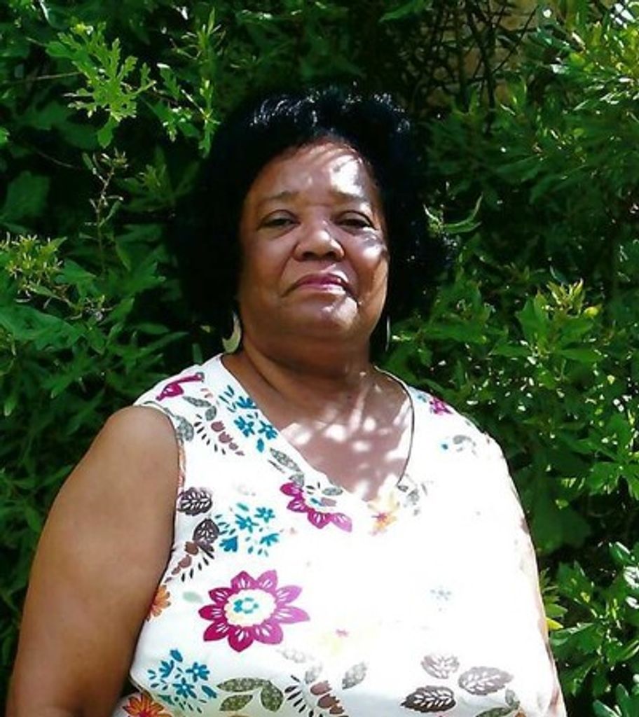 Maggie L. Crain Profile Photo