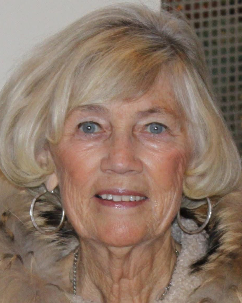 Carolyn Fuellhart - Lisi Profile Photo