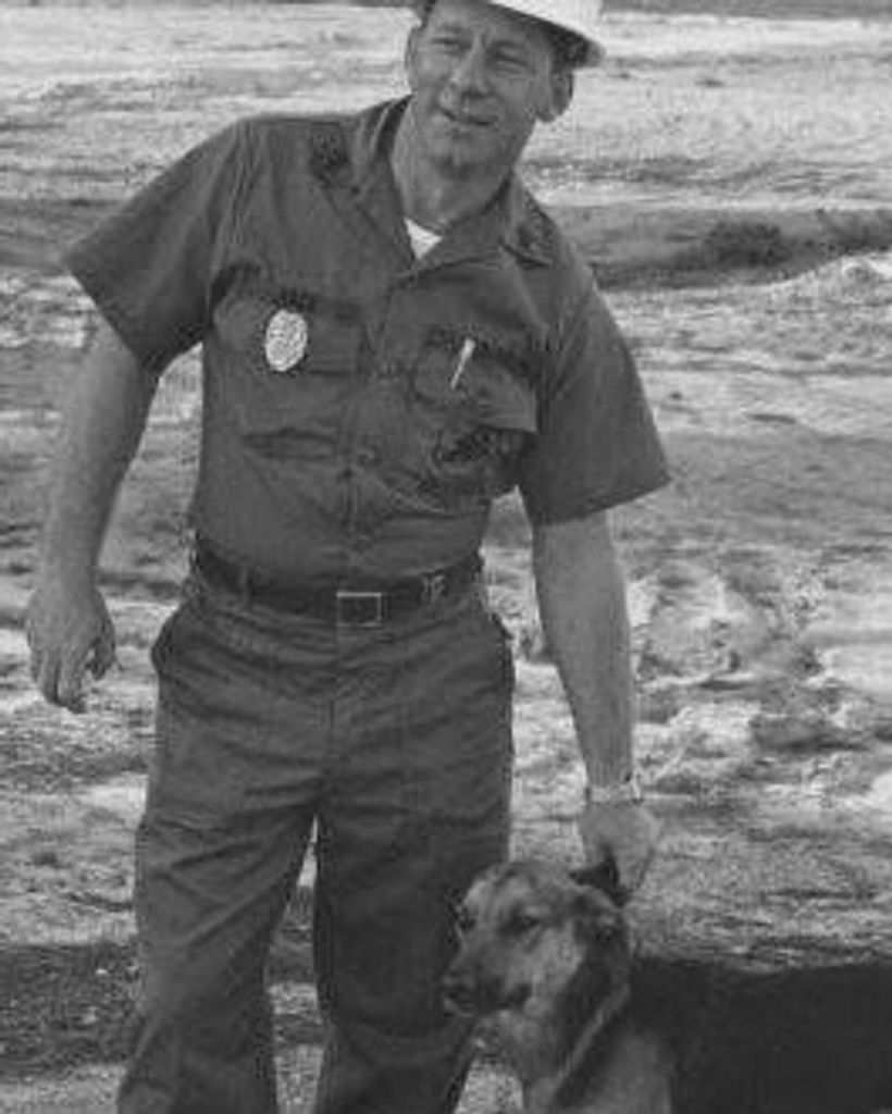 Bruce Lee Hale Profile Photo