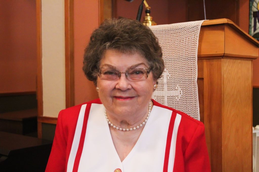 Verna Stave