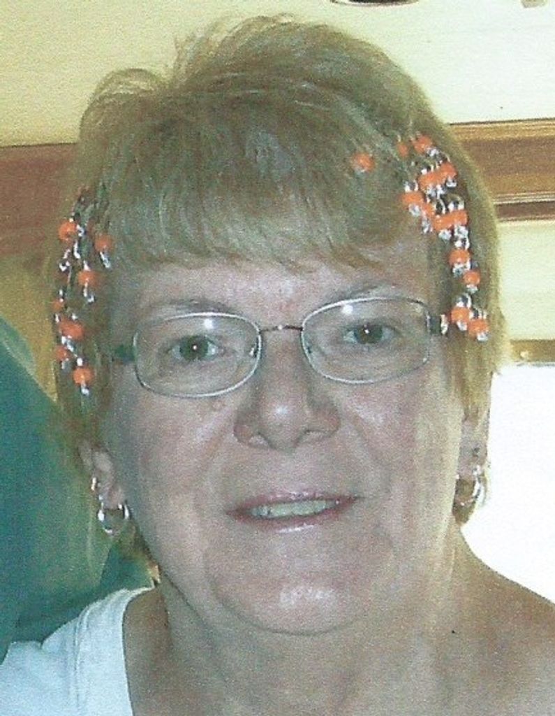Paula E. (Lancaster)  Lee