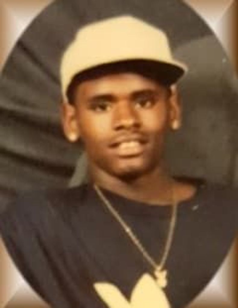 Kevin Lamont Hall Profile Photo