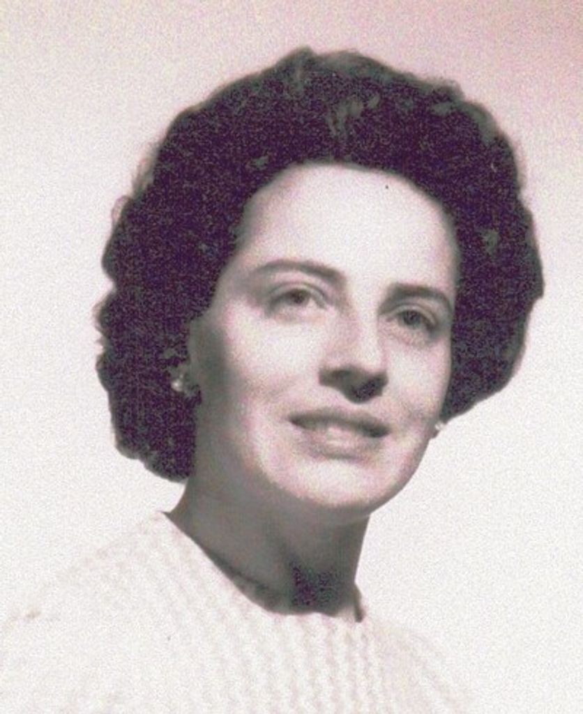 Julia M. ( Nee: Festagallo) Nalepa