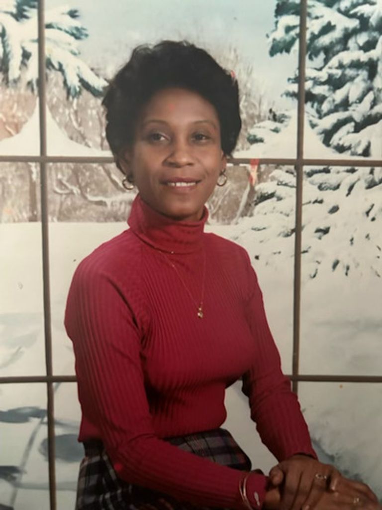Edna Thomas Profile Photo
