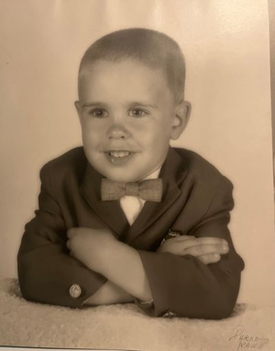 Gregory Wiss photo gallery thumbnail 2 of 98