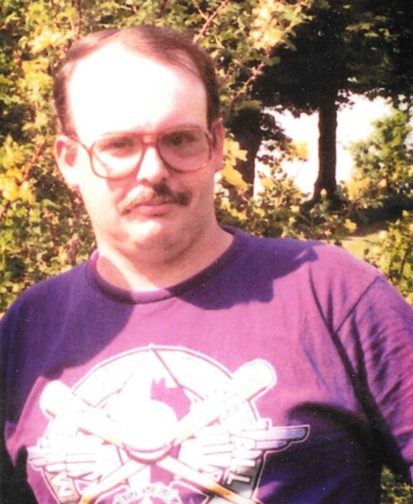 Jonathan P Thorne Profile Photo