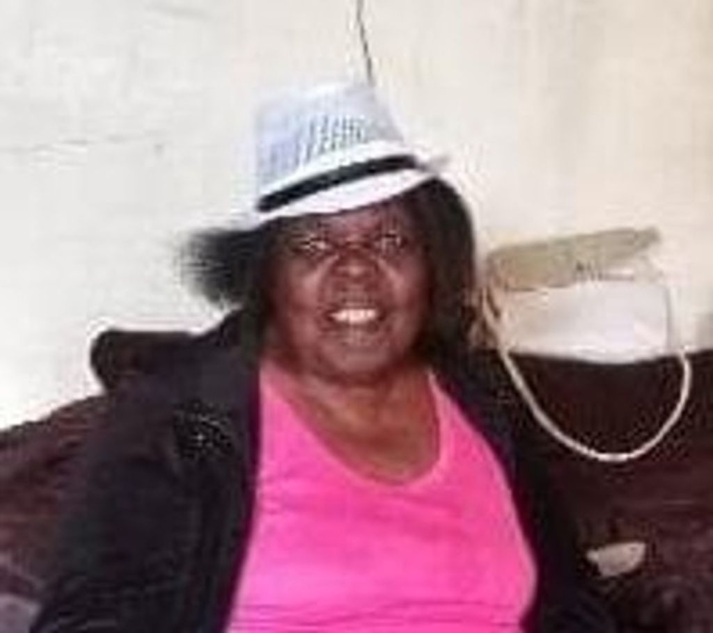 Chattie Lee Hampton Profile Photo