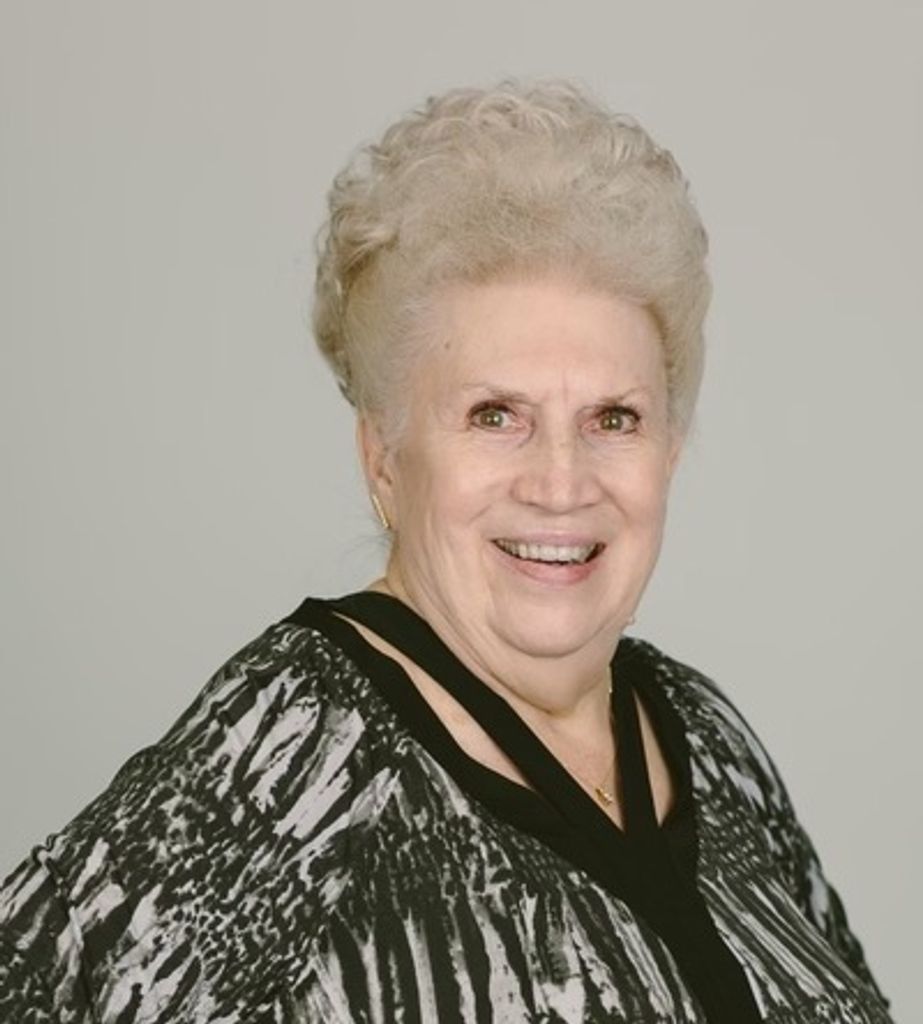 Sandra Sheridan Thacker Profile Photo