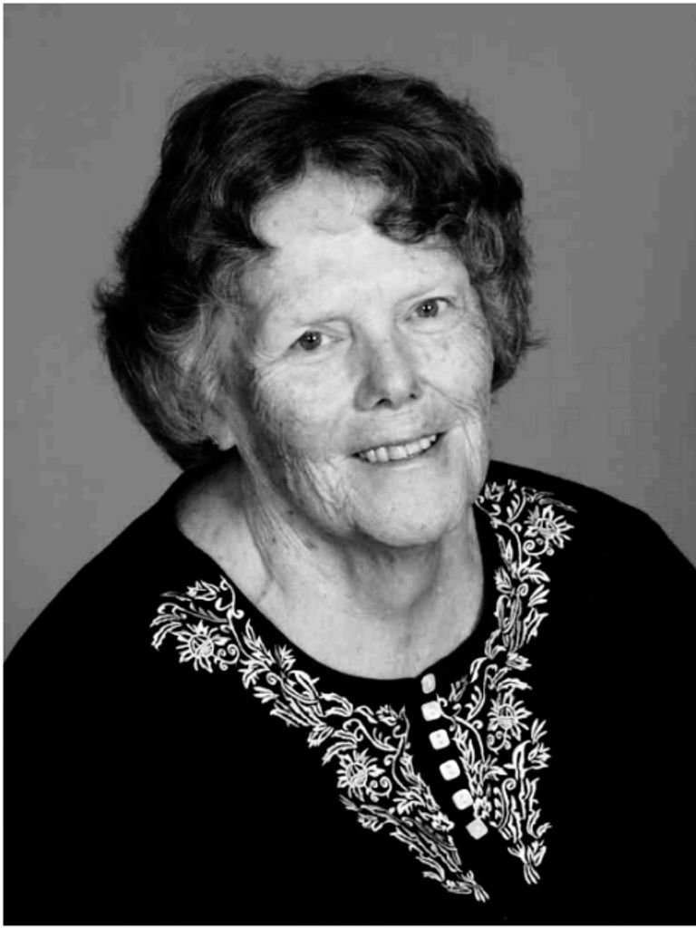 Joan  L. Berecz Profile Photo