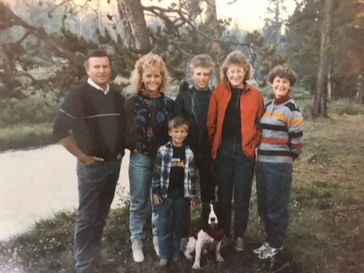 Lora Jean Keller photo gallery thumbnail 5 of 72